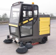 多功能扫地车功能特点是什么？如何选择？